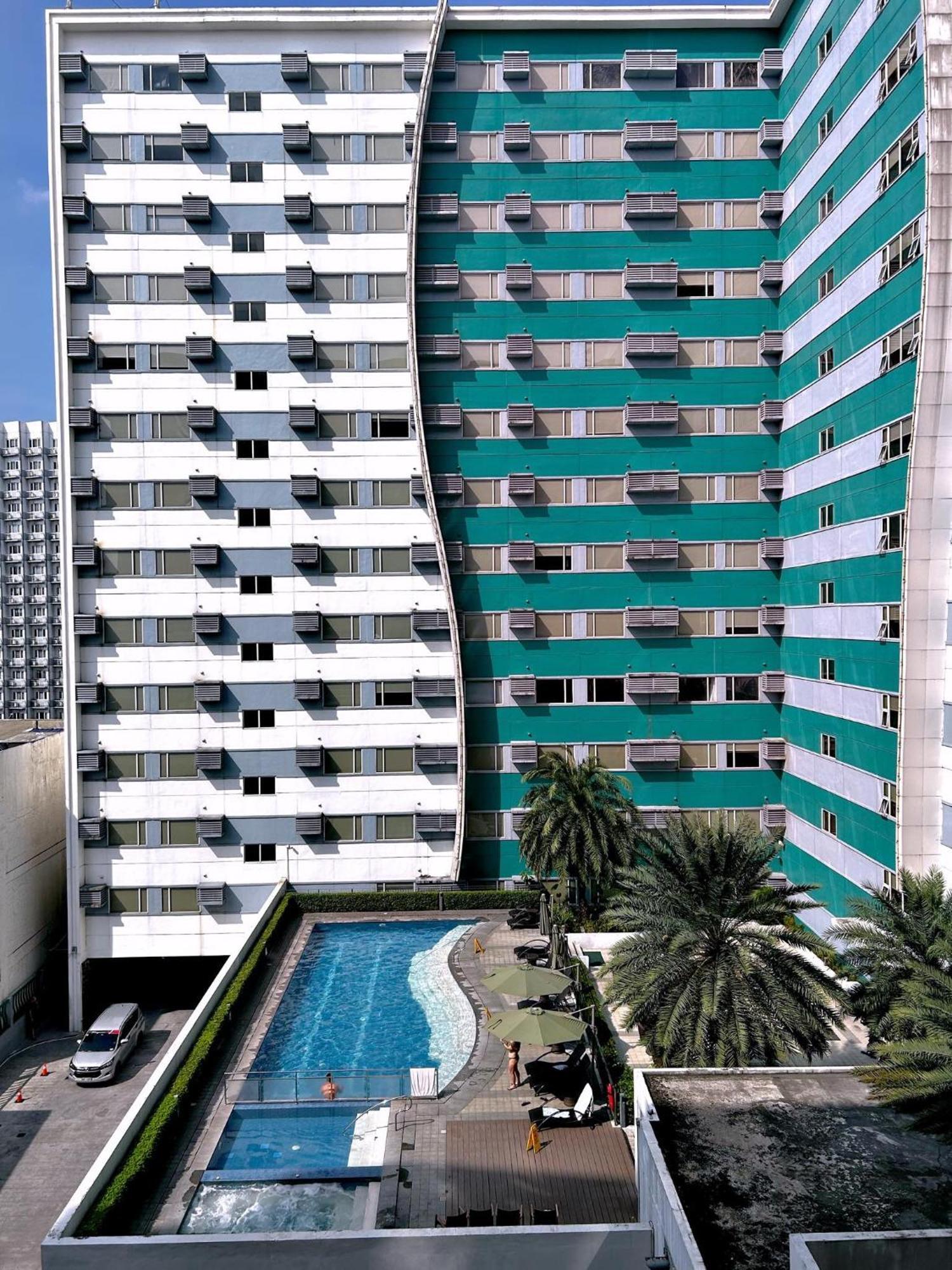Cozypura Staycation Near Moa, Airport , With Free Fast Wifi, Netflix And Pay Parking Pasay Exterior photo